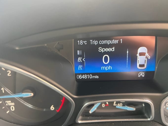 2025 Ford C-max