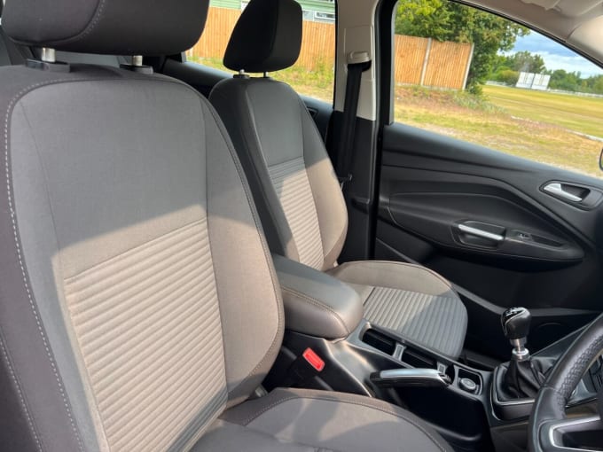2025 Ford C-max