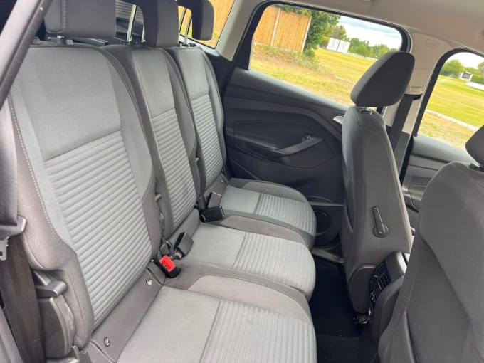 2025 Ford C-max