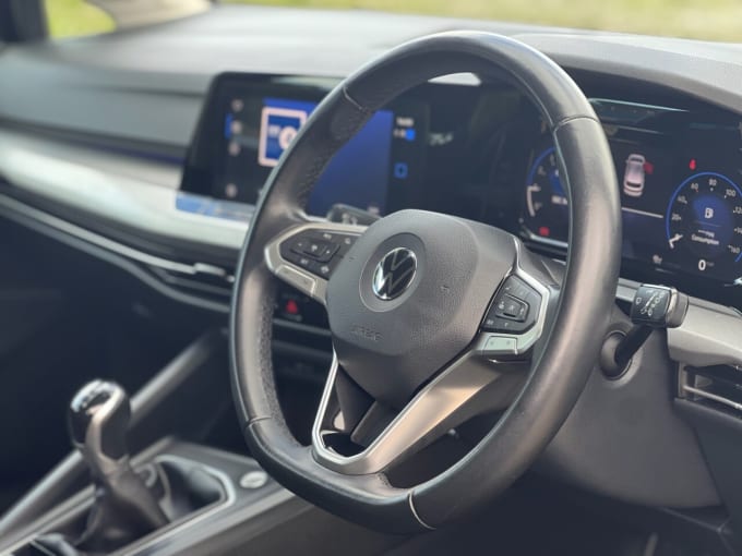 2025 Volkswagen Golf
