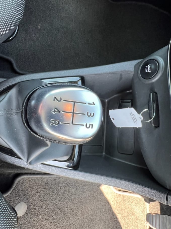 2025 Renault Clio