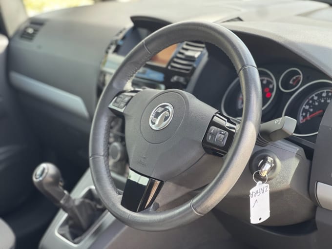 2025 Vauxhall Zafira