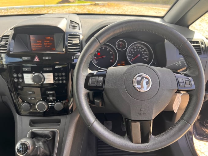 2025 Vauxhall Zafira