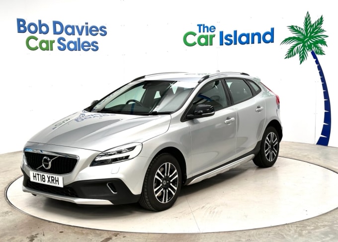 2024 Volvo V40