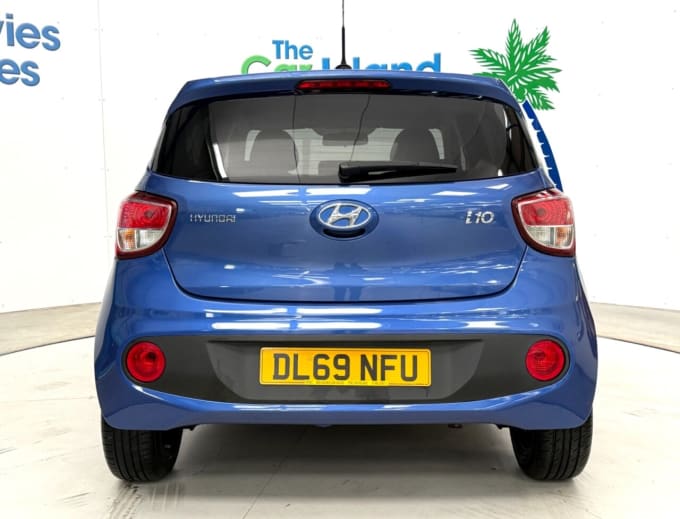 2025 Hyundai I10