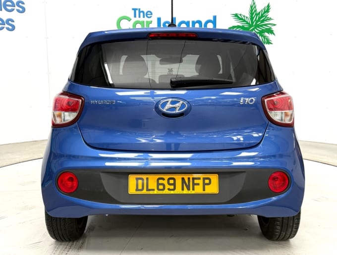 2025 Hyundai I10