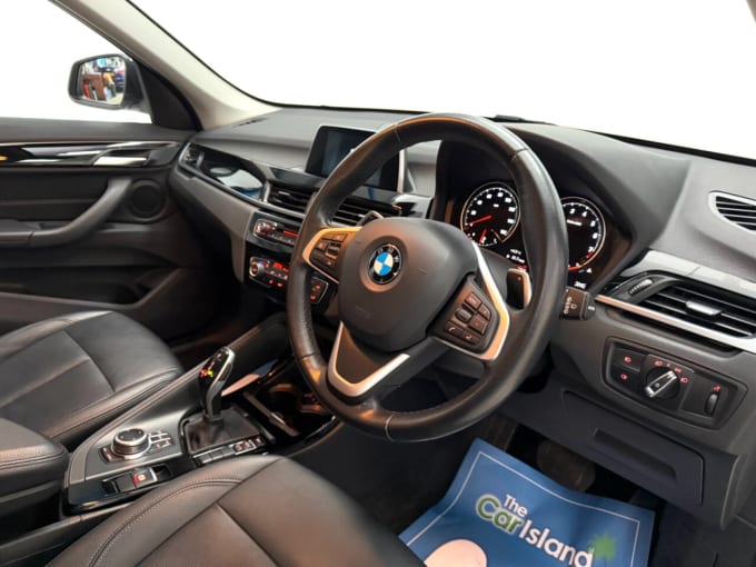 2025 BMW X1