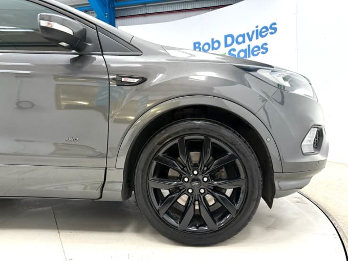 2025 Ford Kuga