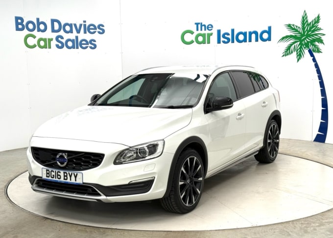 2025 Volvo V60 Cross Country