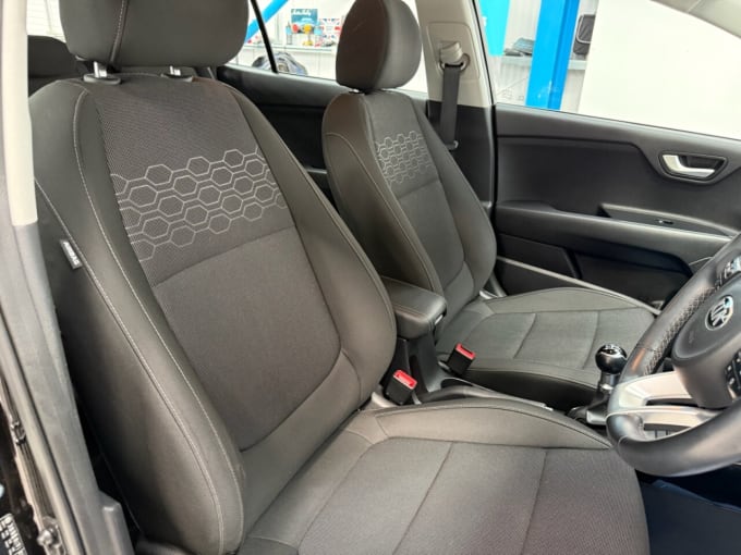2025 Kia Rio