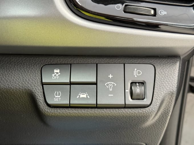 2025 Kia Rio