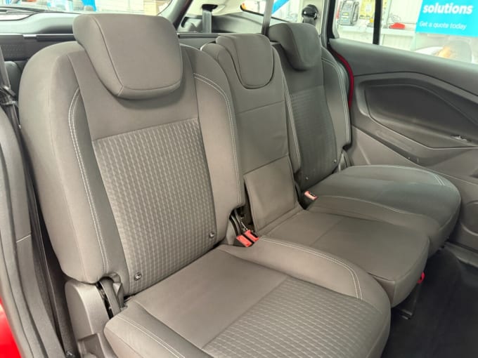 2025 Ford Grand C-max