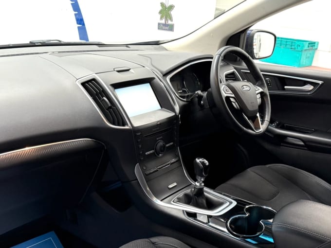 2025 Ford Edge