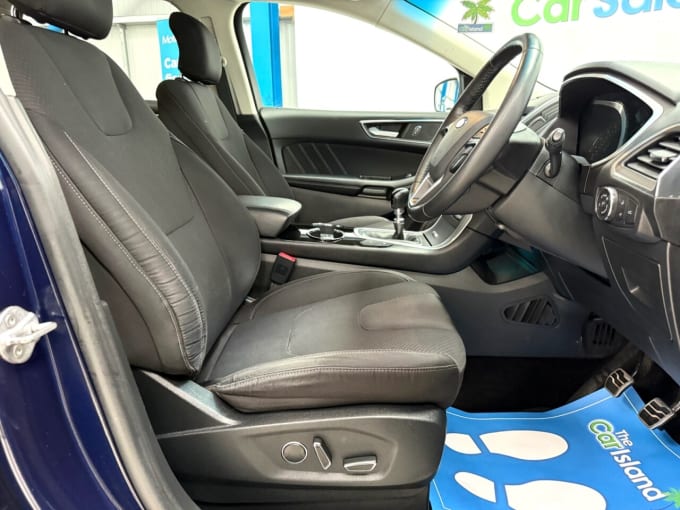 2025 Ford Edge