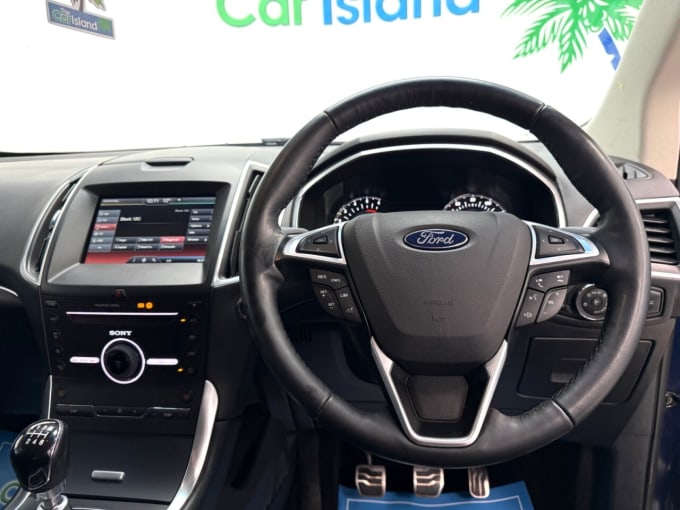 2025 Ford Edge