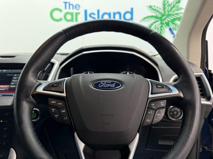 2025 Ford Edge