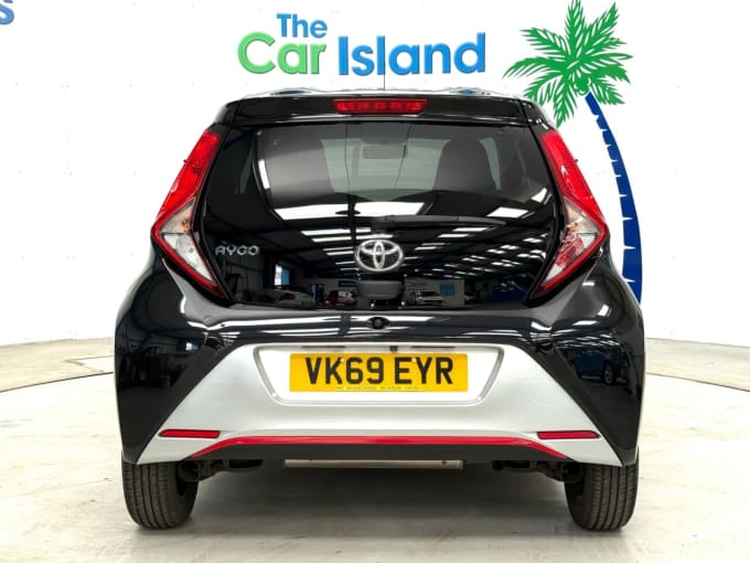 2025 Toyota Aygo