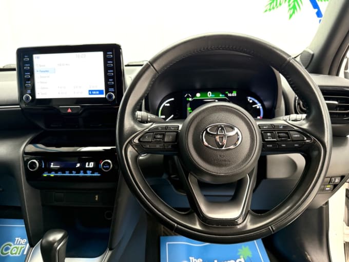 2025 Toyota Yaris Cross