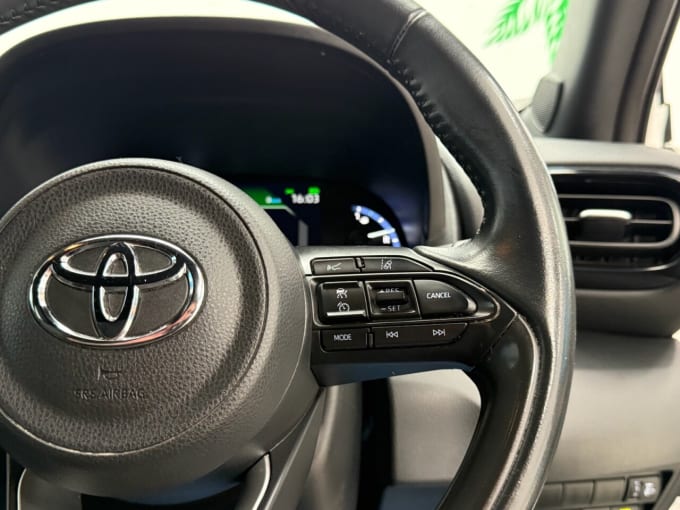 2025 Toyota Yaris Cross