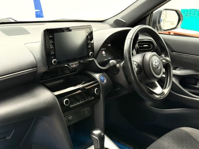 2025 Toyota Yaris Cross