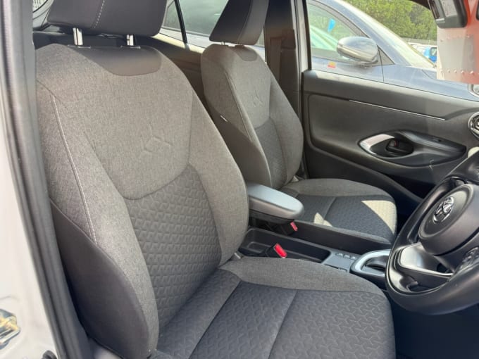 2025 Toyota Yaris Cross