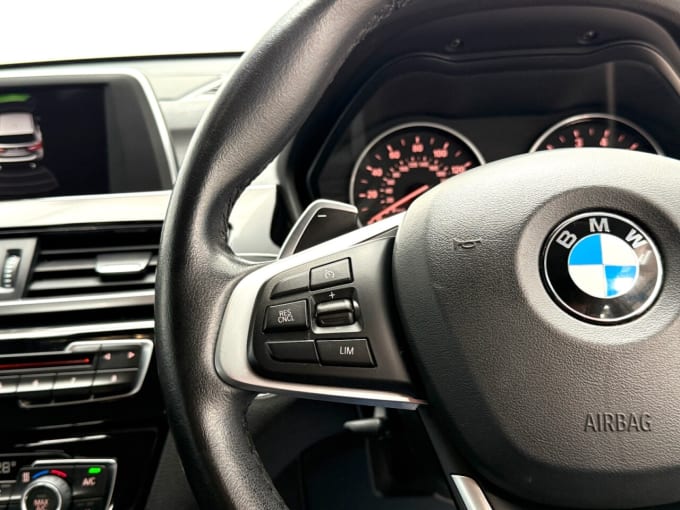 2025 BMW X1
