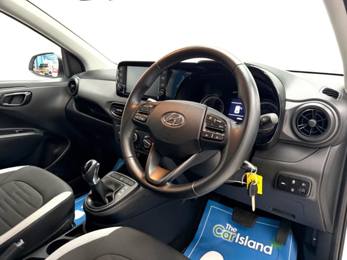2025 Hyundai I10