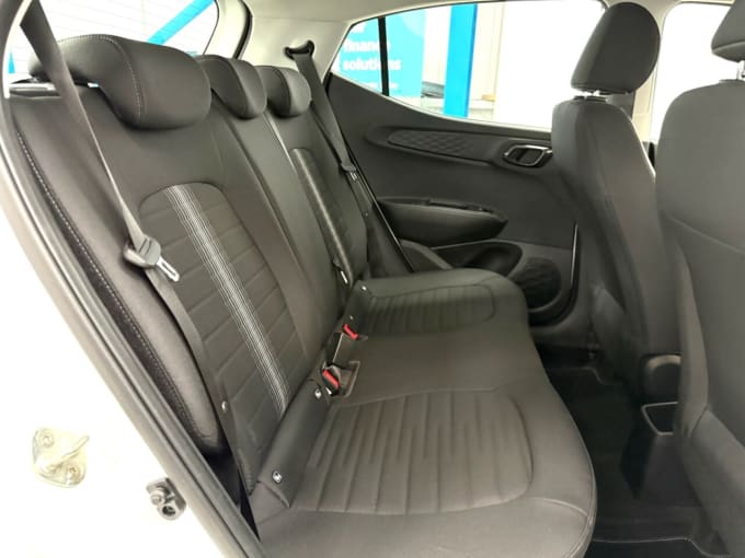 2025 Hyundai I10