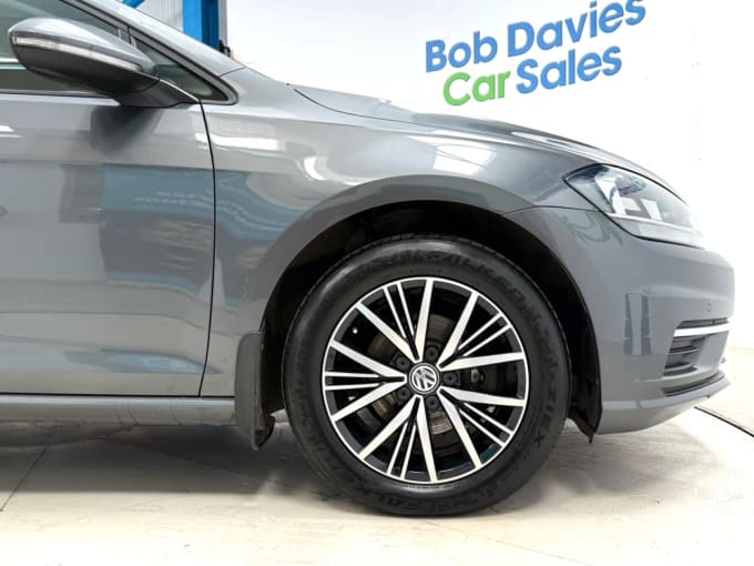 2025 Volkswagen Golf