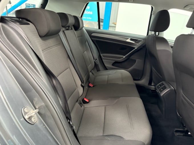2025 Volkswagen Golf