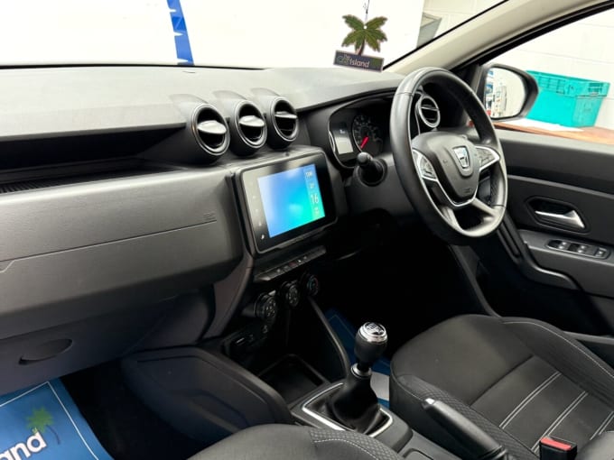 2025 Dacia Duster