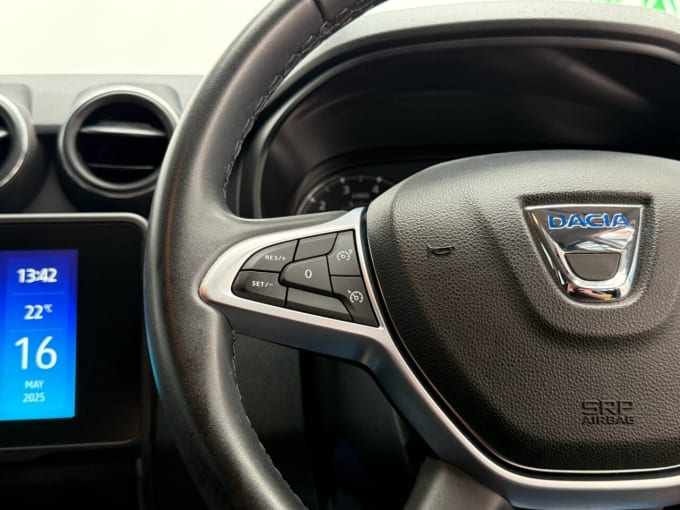 2025 Dacia Duster