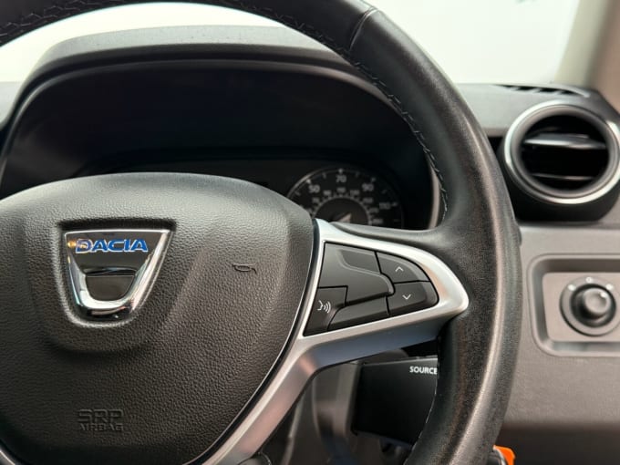 2025 Dacia Duster