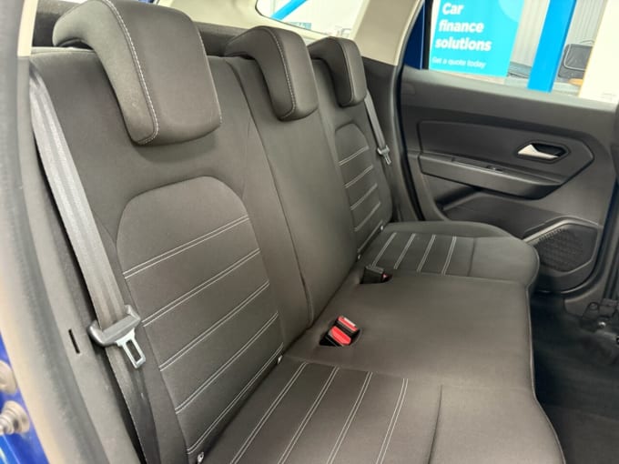 2025 Dacia Duster