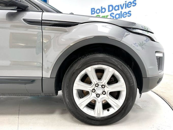 2025 Land Rover Range Rover Evoque