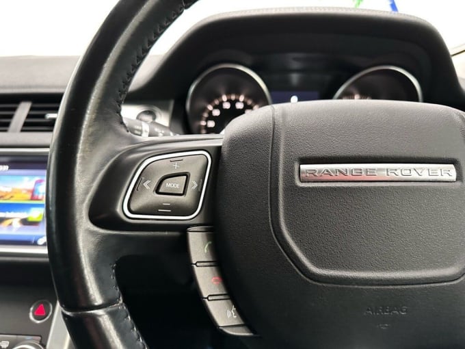 2025 Land Rover Range Rover Evoque