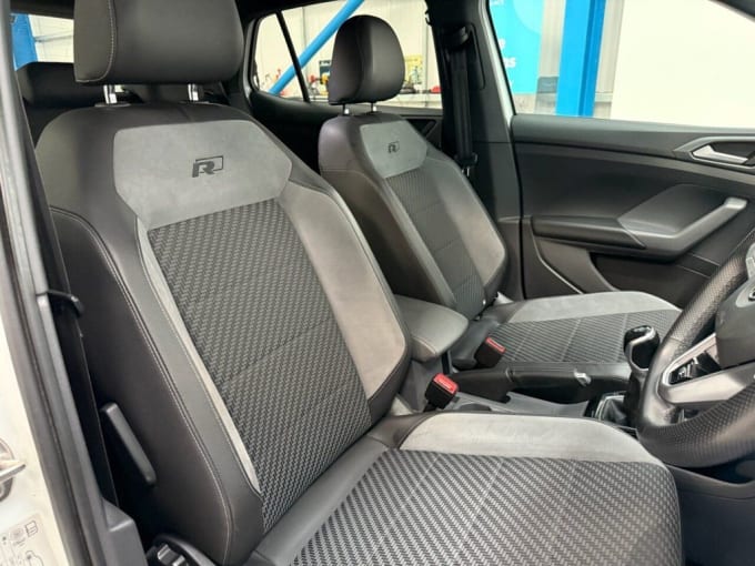 2025 Volkswagen T-cross