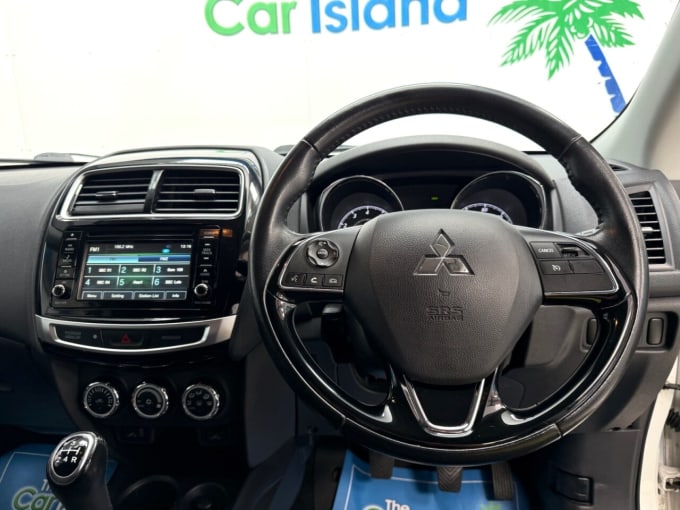 2025 Mitsubishi Asx