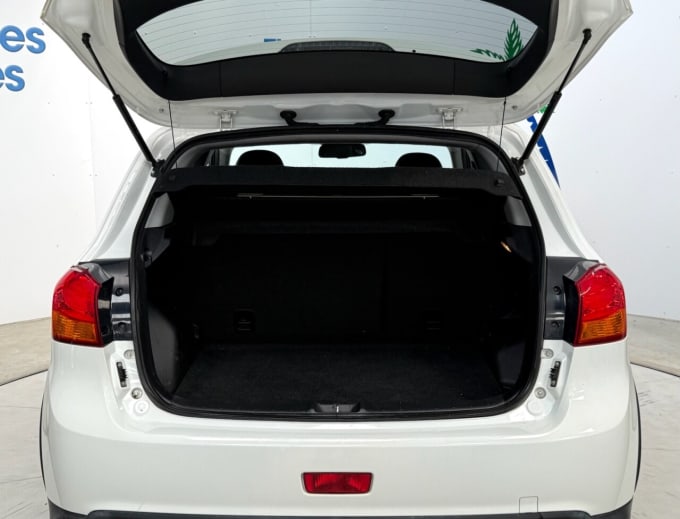 2025 Mitsubishi Asx