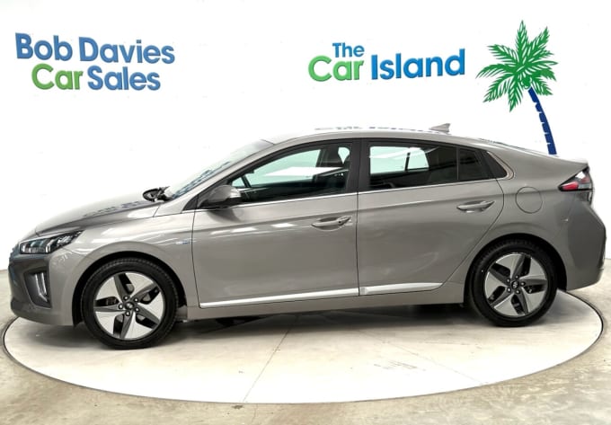2025 Hyundai Ioniq