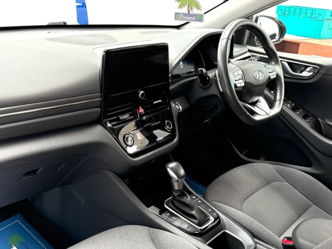 2025 Hyundai Ioniq