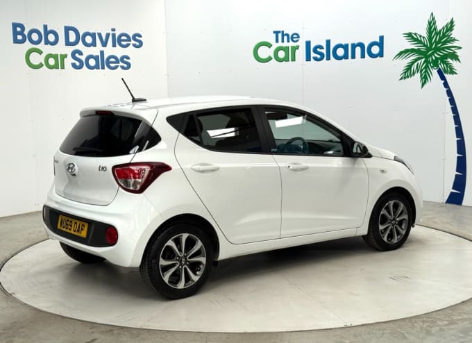 2025 Hyundai I10