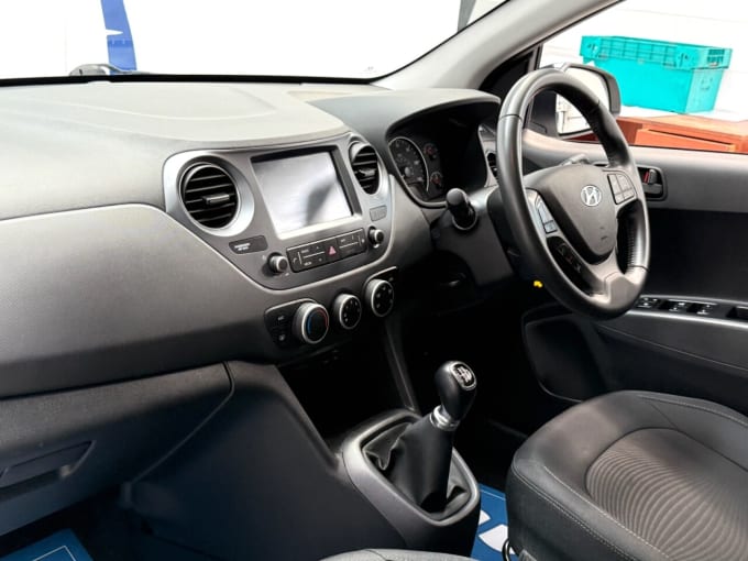 2025 Hyundai I10