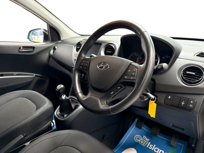 2025 Hyundai I10