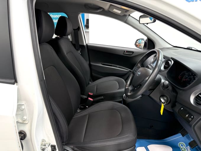 2025 Hyundai I10