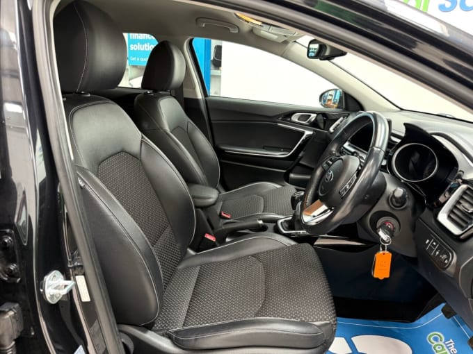 2025 Kia Ceed