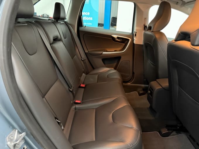 2025 Volvo Xc60