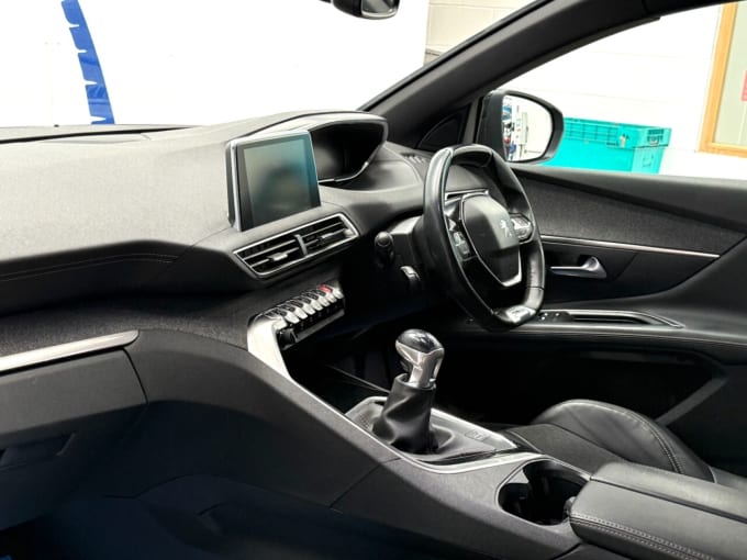 2025 Peugeot 3008
