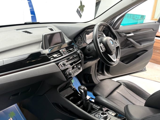 2025 BMW X1