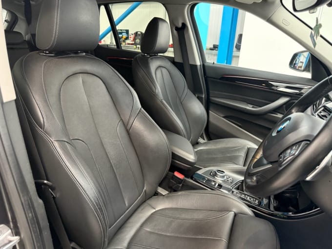 2025 BMW X1